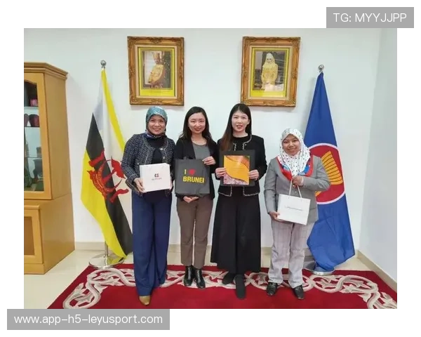 体育迷因球员转会引发群体行为监管讨论